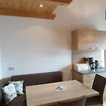 Baby- Und Kinderbauernhof Montaning Διαμέρισμα *