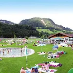Baby- Und Kinderbauernhof Montaning Διαμέρισμα
