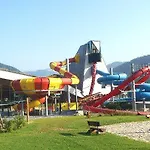 Daire Baby- Und Kinderbauernhof Montaning *
