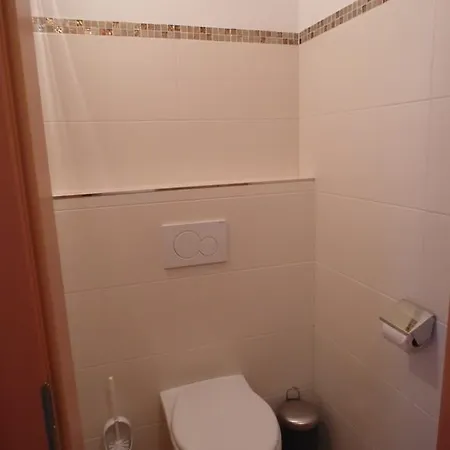 Baby- Und Kinderbauernhof Montaning