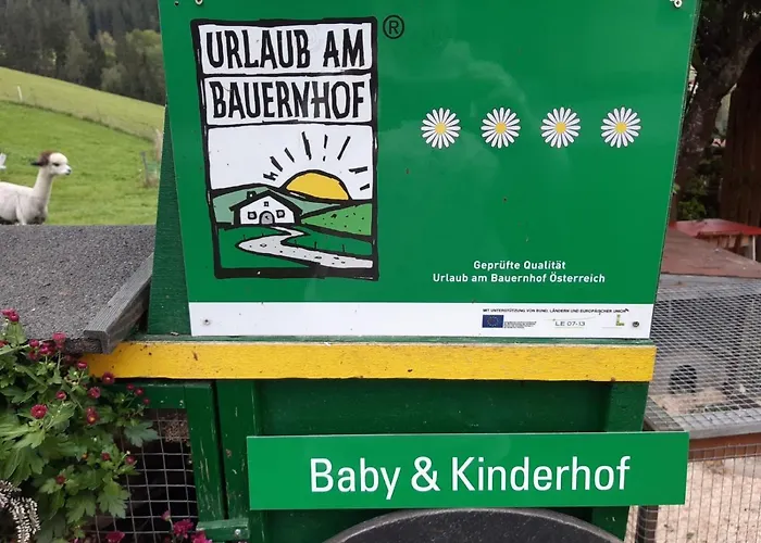Baby- Und Kinderbauernhof Montaning *