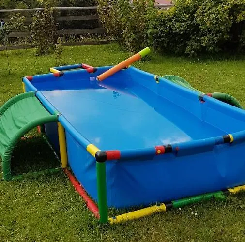 Baby- Und Kinderbauernhof Montaning アパート *